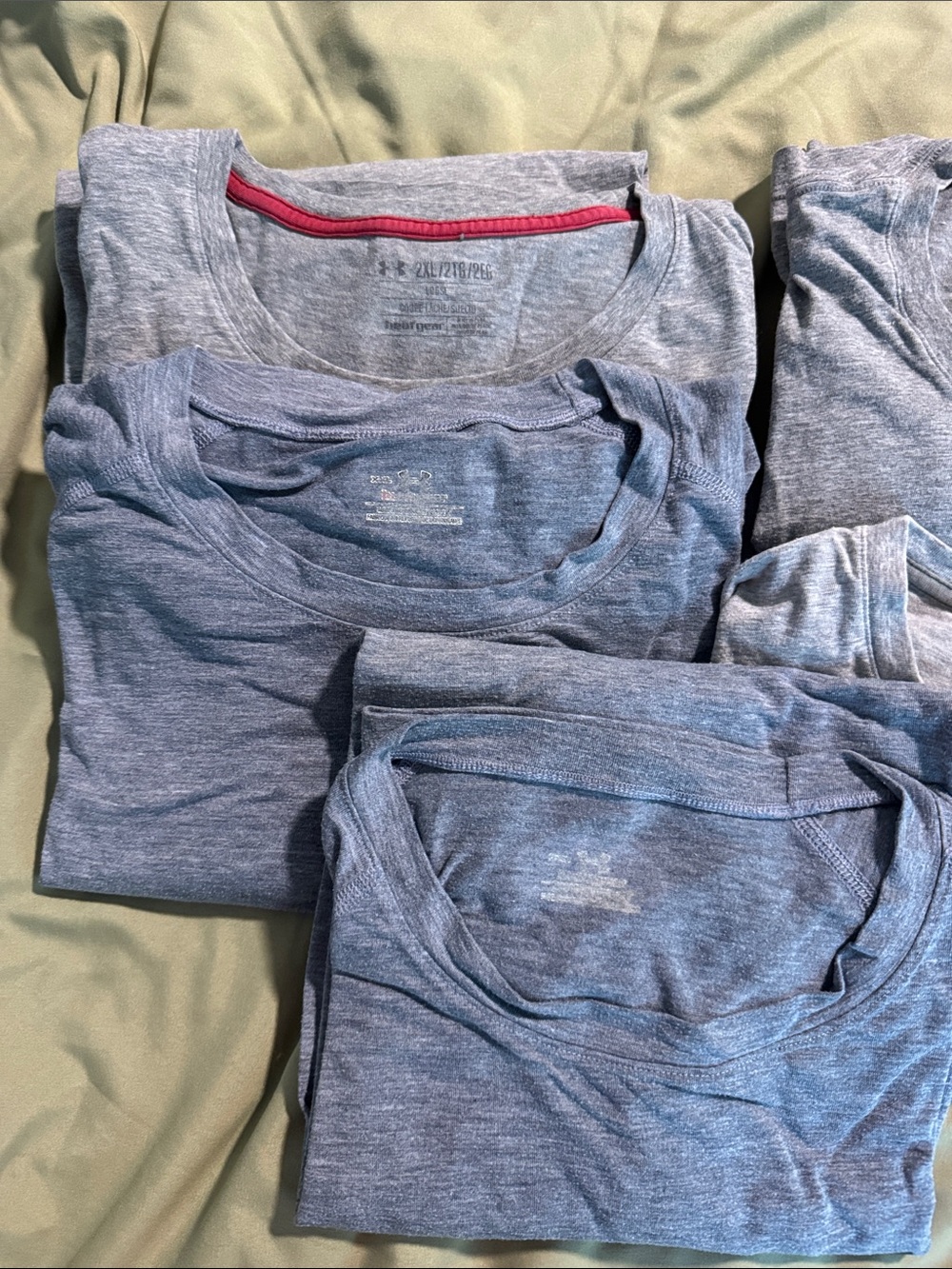 Set of 5 Under Armour Heatgear Tees XXL - Picture 3 of 5